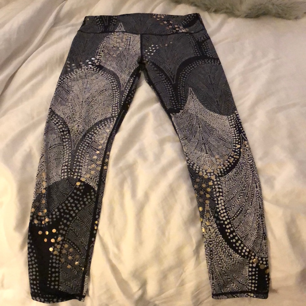 Fabletics full length leggings with gold detail